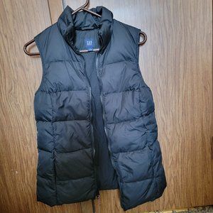 Women's Gap Puffer Vest